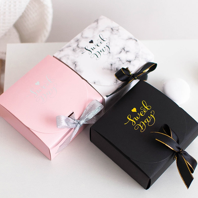 Cake Cookies Boxes with RIbbons - thecakeboxes