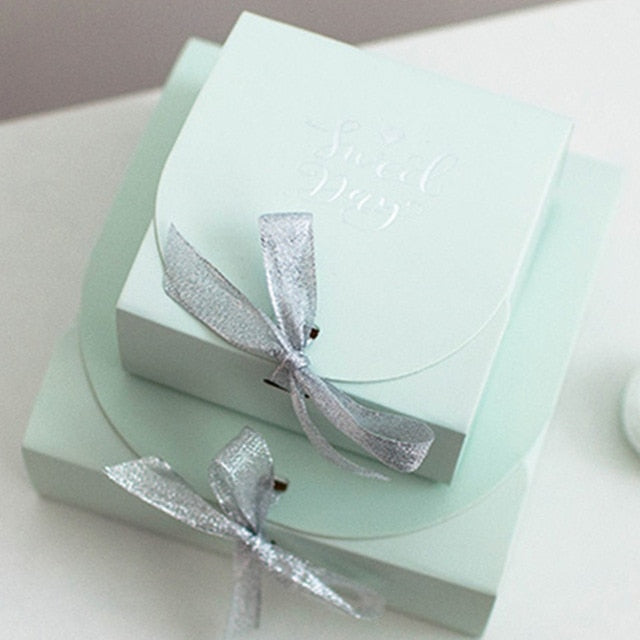 Cake Cookies Boxes with RIbbons - thecakeboxes